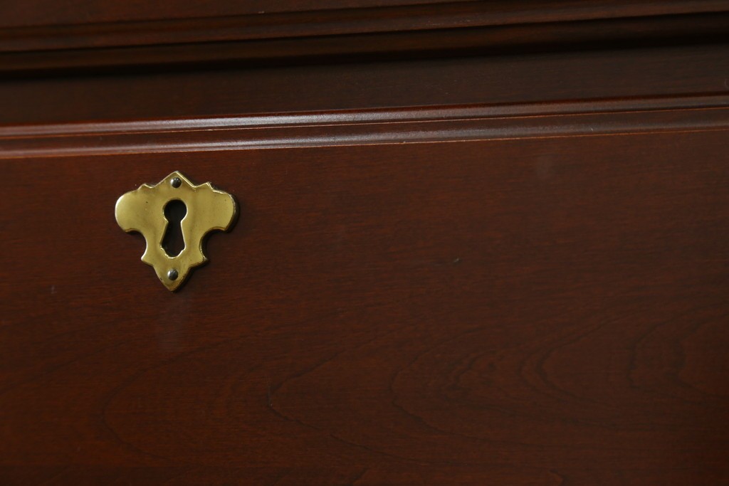 中古　美品　ペンシルバニアハウス(PENNSYLVANIA HOUSE)　品のある佇まいが美しいクラシックチェスト　(R-056024)