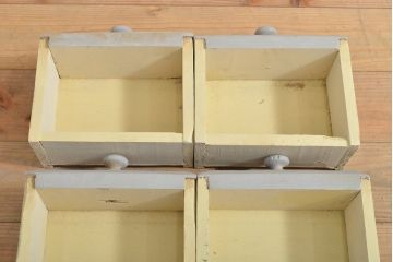 フランスアンティーク　パイン材　2色のペイントカラー使いがお洒落なウォールラック(壁掛け、棚、皿立て、オープンラック、飾り棚)(R-056030)