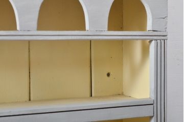 フランスアンティーク　パイン材　2色のペイントカラー使いがお洒落なウォールラック(壁掛け、棚、皿立て、オープンラック、飾り棚)(R-056030)