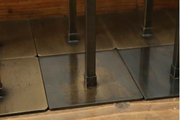 中古　アンティーク調　古美色(こびしょく)　シャビーな風合いがレトロな雰囲気を高めるディスプレイスタンド10台セット(アクセサリースタンド、ハンガースタンド、店舗什器)(R-056031)