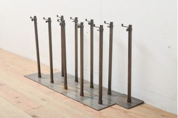 中古　アンティーク調　古美色(こびしょく)　シャビーな風合いがレトロな雰囲気を高めるディスプレイスタンド10台セット(アクセサリースタンド、ハンガースタンド、店舗什器)(R-056037)