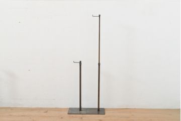 中古　アンティーク調　古美色(こびしょく)　シャビーな風合いがレトロな雰囲気を高めるディスプレイスタンド10台セット(アクセサリースタンド、ハンガースタンド、店舗什器)(R-056037)