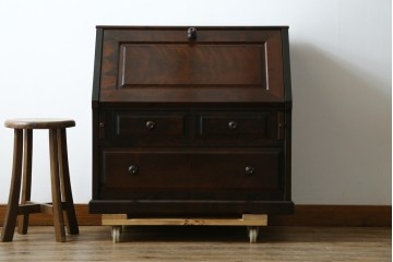 中古　北海道民芸家具　コンパクトで使い勝手の良いライティングビューロー　(R-056043)