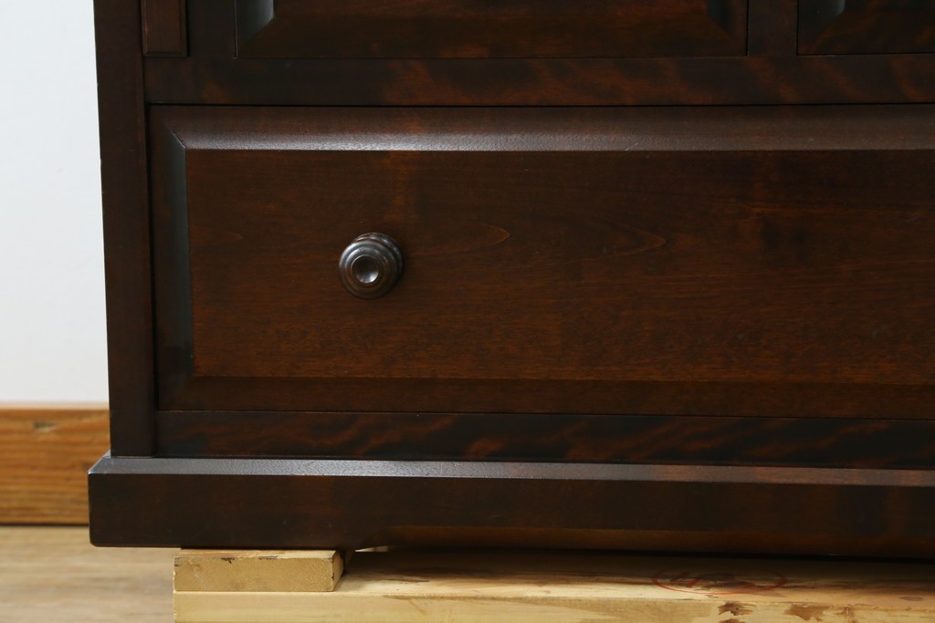 中古　北海道民芸家具　コンパクトで使い勝手の良いライティングビューロー　(R-056043)