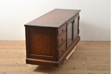 中古　美品　蝦夷(えぞ)民芸家具　ナラ材　品のある佇まいが魅力的なテレビ台(戸棚、ローボード、テレビボード)(R-056065)