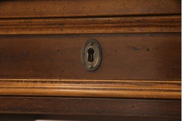 中古　美品　フリソンレンゾ(FRISON RENZO)　イタリア高級家具　クラシカルな気品漂うレザートップ両袖デスク(在宅ワーク、在宅用、ワークデスク、机)(R-056066)