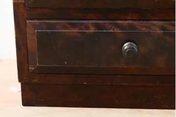 中古　国産民芸家具　シンプルなデザインとシックな色合いが魅力的なサイドチェスト(引き出し、チェスト)(R-056071)