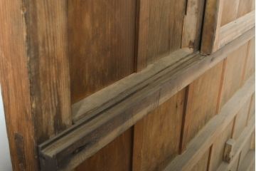 アンティーク建具　明治期　希少　窓付き!珍しい作りの銅板付き格子蔵戸(引き戸、玄関戸)(R-056075)