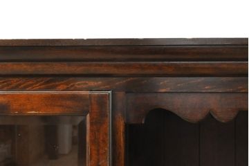 中古　美品　松本民芸家具　脚付きリメイク　クラシカルなサイドキャビネット(サイドボード、収納棚、飾り棚、戸棚)(R-056078)