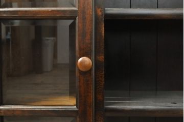 中古　美品　松本民芸家具　脚付きリメイク　クラシカルなサイドキャビネット(サイドボード、収納棚、飾り棚、戸棚)(R-056078)