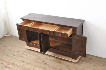 中古　松本民芸家具　和・洋どちらの空間にも合わせやすいシックなサイドボード(収納棚、戸棚、カウンターテーブル、サイドキャビネット)(R-056079)