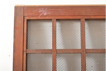 腰板欅材　錠前金具がおしゃれ!明治期のアンティーク格子蔵戸1枚(きつね格子、狐格子、引き戸、玄関ドア、和風玄関扉、建具、格子戸、マス目、升目)(R-056093)