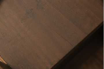 和製アンティーク　前面フレームケヤキ材　引き戸に描かれた花鳥の絵がかわいらしい横長置床(テレビ台、ローボード、戸棚、収納棚)(R-056101)