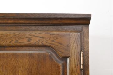 中古　美品　横浜クラシック家具　ダニエル(Daniel)　木のあたたかみを感じる上品な縦型チェスト(引き出し、洋服タンス、和たんす、和タンス)(R-056103)