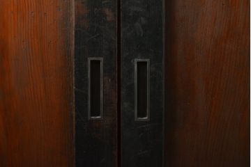 杉材一枚板　明治大正期　趣たっぷりの部屋に!アンティーク板戸4枚セット(帯戸、引き戸、木製建具)(R-056104)
