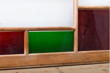 アンティーク建具　レトロ　大正ロマン　大正昭和初期　カラフルな色合いで空間に彩を添える欄間(明り取り、明かり取り)(R-056106)