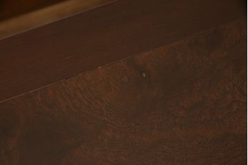 和製アンティーク　時代物　天板玉杢　細やかな彫刻が目を引く座卓(ローテーブル、センターテーブル)(R-056125)