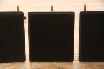 中古　アンティーク調　古美色(こびしょく)　シャビーな風合いがレトロな雰囲気を高めるディスプレイスタンド9台セット(アクセサリースタンド、バックスタンド、かばんスタンド、バックホルダー、鞄掛け、店舗什器)(R-056144)