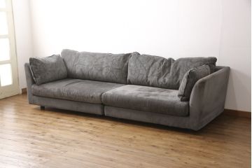 中古　2019年モデル　arflex(アルフレックス)　A・SOFA 10(エー・ソファ)　ゆったりとしたくつろぎの空間を演出するワイド4人掛けアームソファ(四人掛けソファ)(定価約100万円)(R-056151)
