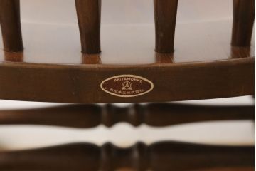 和製ビンテージ　秋田木工　木の味わいと美しいフォルムが魅力的なロッキングチェア(アームチェア、板座チェア、揺り椅子、ヴィンテージ)(R-056160)