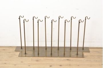 中古　アンティーク調　古美色(こびしょく)　シャビーな風合いがレトロな雰囲気を高めるディスプレイスタンド11台セット(アクセサリースタンド、バックスタンド、かばんスタンド、バックホルダー、鞄掛け、店舗什器)(R-056181)