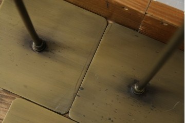 中古　アンティーク調　古美色(こびしょく)　シャビーな風合いがレトロな雰囲気を高めるディスプレイスタンド7台セット　(R-056182)