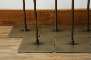 中古　アンティーク調　古美色(こびしょく)　シャビーな風合いがレトロな雰囲気を高めるディスプレイスタンド7台セット　(R-056182)