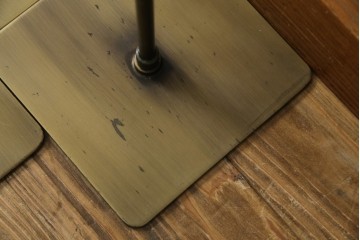 中古　アンティーク調　古美色(こびしょく)　シャビーな風合いがレトロな雰囲気を高めるディスプレイスタンド7台セット　(R-056182)