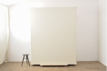 中古　大型　店舗什器　ペイント仕上げ限定　ガラス棚板付き　フレンチ風のおしゃれなオープンラック(陳列棚、飾り棚、展示棚)(R-056185)