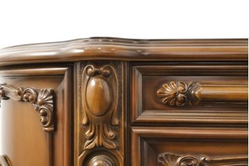 中古　美品　イタリア高級家具　細やかな意匠に気品を感じるサイドボード(キャビネット、戸棚、収納棚)(R-056187)