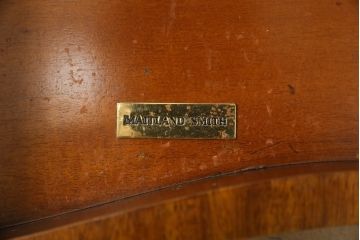 中古　MAITLAND SMITH(メートランドスミス)　象嵌が美しいマホガニー材製コンソールテーブル(サイドテーブル)(R-056188)