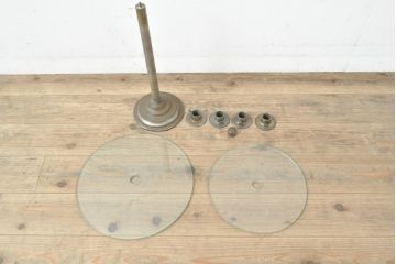 フランスアンティーク　シンプルかつクールな見た目が格好良い展示台(飾り棚、陳列棚、店舗什器)(R-056190)