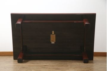 中古　美品　伝統工芸品　香川漆器　モリシゲ(MORISHIGE/森繁)　縁を彩る鮮やかな花々と朱塗りが目を引く彫刻入り座卓(ローテーブル、センターテーブル)(R-056191)