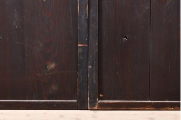 アンティーク建具　明治　燻されたようなシックな木肌が印象的な帯戸2枚セット(引き戸、板戸)(R-056197)