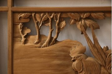 アンティーク建具　在銘　彫武　生き生きとした牡丹と鶏が描かれた彫刻欄間2枚セット(明かり取り、明り取り)(R-056203)