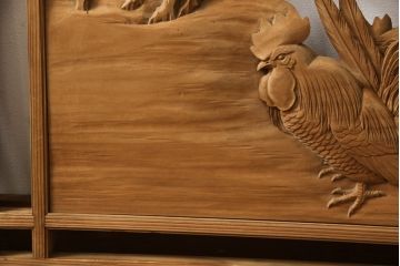 アンティーク建具　在銘　彫武　生き生きとした牡丹と鶏が描かれた彫刻欄間2枚セット(明かり取り、明り取り)(R-056203)