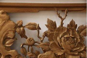 アンティーク建具　在銘　彫武　生き生きとした牡丹と鶏が描かれた彫刻欄間2枚セット(明かり取り、明り取り)(R-056203)