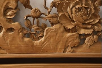 アンティーク建具　在銘　彫武　生き生きとした牡丹と鶏が描かれた彫刻欄間2枚セット(明かり取り、明り取り)(R-056203)