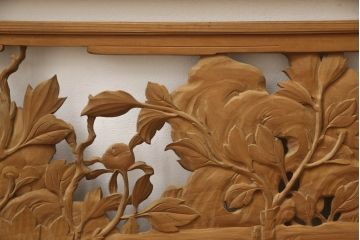 アンティーク建具　在銘　彫武　生き生きとした牡丹と鶏が描かれた彫刻欄間2枚セット(明かり取り、明り取り)(R-056203)