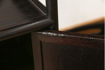 和製ビンテージ　総シタン(紫檀)　上質な和の空間づくりに取り入れたい飾り棚(茶棚、戸棚、ヴィンテージ)(R-056291)