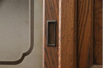 和製アンティーク　上手物!　前面ケヤキ材(欅)　玉杢　独特な杢目が印象的な関東水屋箪笥(食器棚、キャビネット、収納棚、戸棚)(R-056293)