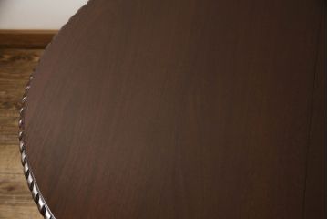 イギリスアンティーク　上手物!　ウォールナット　丸みのある脚がかわいらしいエクステンションダイニングテーブル(4人掛け、ラウンドテーブル)(R-056294)