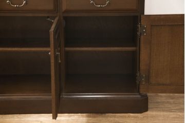 中古 美品　カリモク　domani(ドマーニ)　QUEENS　LIFE(クイーンズライフ)　エレガントなキュリオケース(キャビネット、食器棚、ガラスケース)(定価約95万円)(R-056326)