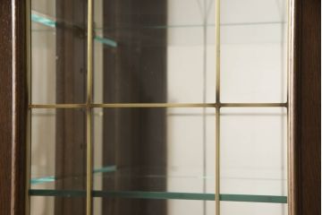 中古 美品　カリモク　domani(ドマーニ)　QUEENS　LIFE(クイーンズライフ)　エレガントなキュリオケース(キャビネット、食器棚、ガラスケース)(定価約95万円)(R-056326)