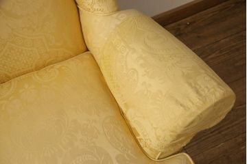 中古　美品　DREXEL HERITAGE(ドレクセルヘリテイジ)　希少モデル!彫刻入り1人掛けソファ(一人掛けソファ、アームソファ)(R-056331)