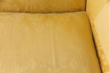 中古　美品　DREXEL HERITAGE(ドレクセルヘリテイジ)　希少モデル!彫刻入り2.5人掛けソファ(3人掛けソファ)(R-056332)