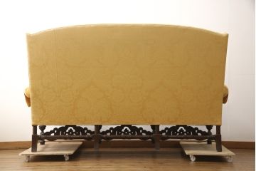 中古　美品　DREXEL HERITAGE(ドレクセルヘリテイジ)　希少モデル!彫刻入り2.5人掛けソファ(3人掛けソファ)(R-056332)