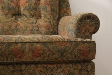 中古　美品　DREXEL HERITAGE(ドレクセルヘリテイジ)　クラシカルな雰囲気を醸し出す3人掛けソファ(三人掛けソファ、3P)(R-056337)