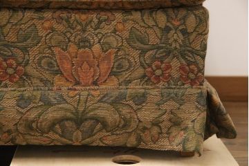 中古　美品　DREXEL HERITAGE(ドレクセルヘリテイジ)　クラシカルな雰囲気を醸し出す3人掛けソファ(三人掛けソファ、3P)(R-056337)