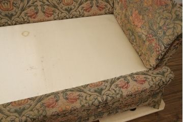 中古　美品　DREXEL HERITAGE(ドレクセルヘリテイジ)　クラシカルな雰囲気を醸し出す3人掛けソファ(三人掛けソファ、3P)(R-056337)